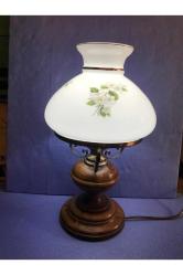 47 Cm Yüksekliğinde Ahşap Gövdeli Opalin Camlı Avrupa Abajur