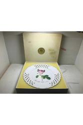 Kutusunda Hutschenreuther 25,5 Cm Çapında Gofreli Ve Ajurlu Duvar Tabağı