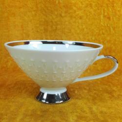 VINTAGE MITTERTEICH BAVARIA DIŞI GÜMÜŞ YALDIZLI , İÇİ ÇİÇEK RESİMLİ KONİK FORMLU PORSELEN FİNCAN , TABAK YOK