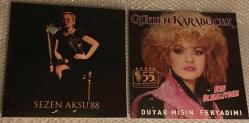 Sezen Aksu 88 ve Gülden Karaböcek  Ben Olmalıydım / Duyar Mısın Feryadımı LP  PLAK 55. yılına özel koleksiyon SIFIR JELATİNLİ AMBALAJINDADIR YENİ BASKIDIR 2024 BASKISI TÜKENMİŞTİR