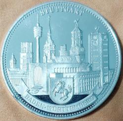 Almanya Stuttgart, Baden Württemberg Eyaleti Temalı Gümüş Kaplama Hatıra Madalyon - 22gr ÇİL