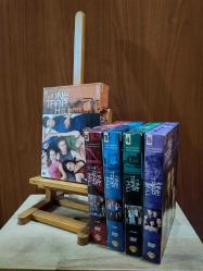 One Tree Hill the Complete First + Second + Third + Fourth + Fifth Season [ İLk 5 SEZON DVD KUTULU TAKIM ]