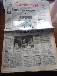 Cumhuriyet Gazetesi - Turkish Newspaper - 6 Eylül 1994 - bakanlık ABD ve Avrupa'daki cezaevlerini inceliyor - demokrasi kurultayı barış inisiyatifi üyeleri valilik tarafından afişlerinin yasaklanmasını protest etti Fotoğraf - İstanbul valisi Hayri Kozakçıoğlu - Çağdaş üniversitenin Yılmaz savunucularından profesör Uğur Derman ve eşi Ressam Gül Derman Bugün toprağa veriliyor Fotoğrafı -  ANAP'tan Tansu Çiller'li hükümete evet - iskele ve Sancak yazan İlhan Selçuk - SHP onursal Genel Başkanı Erdal İnönü Murat Karayalçın'ın yanındayım - Bülent Ecevit Avrupa Topluluğuna Hristiyanlar kulübü dedi - ÇYDD Başkanı Türkan Saylan ve ilk mezunlar Fotoğrafı - Levent Kırca - Süleyman Demirel'in Macaristan'a Barış seferi - Protestanlar kışkırtıyor IRA direniyor - Çalıkuşu'nun Feridesi Tilbe Saran Fotoğrafı - Yaşar Kemal uyarlaması yılanı öldürseler televizyonda - Türkan Şoray fotoğraf - Fenerbahçe'de şişkin kadro - Aykut kocaman Uche Feyyaz Uçar Fotoğrafı - Klinsmann yılın futbolcusu - Galatasaray