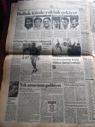 Cumhuriyet Gazetesi - Turkish Newspaper - 6 Eylül 1994 - bakanlık ABD ve Avrupa'daki cezaevlerini inceliyor - demokrasi kurultayı barış inisiyatifi üyeleri valilik tarafından afişlerinin yasaklanmasını protest etti Fotoğraf - İstanbul valisi Hayri Kozakçıoğlu - Çağdaş üniversitenin Yılmaz savunucularından profesör Uğur Derman ve eşi Ressam Gül Derman Bugün toprağa veriliyor Fotoğrafı -  ANAP'tan Tansu Çiller'li hükümete evet - iskele ve Sancak yazan İlhan Selçuk - SHP onursal Genel Başkanı Erdal İnönü Murat Karayalçın'ın yanındayım - Bülent Ecevit Avrupa Topluluğuna Hristiyanlar kulübü dedi - ÇYDD Başkanı Türkan Saylan ve ilk mezunlar Fotoğrafı - Levent Kırca - Süleyman Demirel'in Macaristan'a Barış seferi - Protestanlar kışkırtıyor IRA direniyor - Çalıkuşu'nun Feridesi Tilbe Saran Fotoğrafı - Yaşar Kemal uyarlaması yılanı öldürseler televizyonda - Türkan Şoray fotoğraf - Fenerbahçe'de şişkin kadro - Aykut kocaman Uche Feyyaz Uçar Fotoğrafı - Klinsmann yılın futbolcusu - Galatasaray