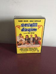Dvd Film Tarık Akan Set Ambalajlı Sevgili Dayım / Çapkın Hırsız / Ateş Böceği / Baraj /Bebek Yüzlü  Hale Soygazi /Adile Naşit  / Hulusi Kentmen / Türkan Şoray / Necla Nazır / Perihan Savaş /Halit Akçatepe /Perhan Kutman