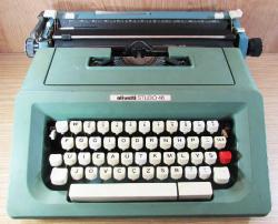 ViNTaGe OLİVETTİ Studio 46 DAKTİLO...