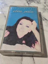 Ebru Pala - Beyaz Mendil / kaset