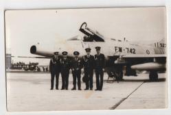 HAVACILIK TARİHİ UÇAK PİLOT  HAVAYOLU - 1970 Lİ YILLAR UÇAK VE PİLOTLAR GÖRSELLİ SİYAH BEYAZ FOTOĞRAF