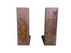 ahşap ve Metalden kitap tutacağı. 22 cm x 15 cm x 7 cm ölçülerinde