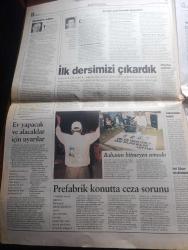 Radikal Gazetesi - Turkish Newspaper - 3 Eylül 1999 - PKK paydos - PKK'nın silahlı mücadele son verdiğini Osman Öcalan açıkladı - Süleyman Demirel'den deprem mektubu - afetten sonrası ilk ders enkazdan yasa çıkıyor - Galatasaray dün gece depremzedeler için PAOK takımı ile karşılaştı fotoğraf - depremde hayatını kaybedenlerin sayısı 14.559'a ulaştı - tarihi kuran ve sakal-ı Şerif kayıp - Yalova'da çadırkentler yine göl oldu - Walt Disney Fantasia'yı yeniden çekiyor - Kenan Evren Paşa yaşıyor netekim - İstanbul valisi Erol Çakır 1 yıldır depreme hazırlanıyoruz dedi - ilk rapor suçlu müteahhit - Veli Göçer tutuklanacak - MHP çeteden rahatsız - bilim yazan Murat Belge - Matrix filmi Beyoğlu Emek  Ve Fitaş sinemasında -  AKUT'a devlet desteği - Fenerbahçeli futbolcu Murat Yakın kaçmamış - Efes Pilsen Panionios dostluk maçı - tarih vakfı'nın yayımladığı bilanço 98 dizisi - Tekmili birden Samuel Beckett - Şimdi de zeka nakli - 9 Eylül 1999 sendromu geliyor - zincirleme sınav kazası -  OHAL