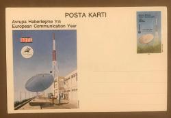 KKTC POSTA KARTI 1988- BAYRAK RADYO TELEVİZYON KURUMUNUN 25. YILI VE AVRUPA HABERLEŞME YILI ANISINA D7-1