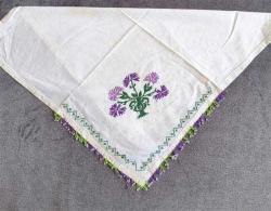 KANAVİÇE İŞLEMELİ DAMAT MENDİLİ