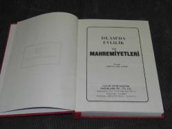 İSLAM'DA EVLİLİK VE MAHREMİYETLERİ-ABDULLAH AYDIN - HİKMET NEŞRİYAT.CİLTLİ 1999 YILI BASKISI.SIFIR KULLANILMAMIŞ KİTAPTIR