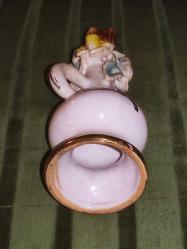 13866-ÇOK ŞAHANE SERAMİK GÜLLER ETRAFINI SARMIŞ MUMLUK