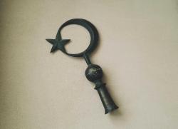 ESKİ - TÜRK BAYRAK ALEMİ PİRİNÇ - ROZET - MADALYA C3897