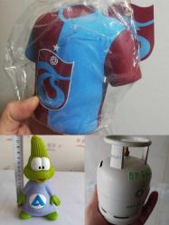 Kumbara koleksiyon nostalji tasarım dekor vintage retro hobi reklam promosyon minyatür diorama set. Trabzonspor forma şeklinde sıfır. Aygaz ve BP tüp 2. El