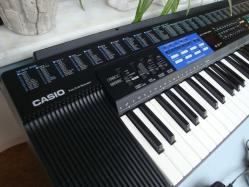 CASIO CT-470 ELEKTRONİK KLAVYE / ORG + Orj. KILIFINDA ( BÜYÜK BOY ) - Made JAPAN - ÇOK TEMİZ SORUNSUZ DURUMDA