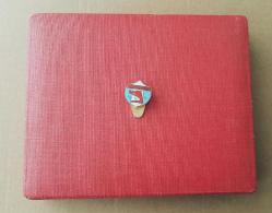 ESKİ - PETROLOFİSİ GENÇLİK SPOR KULÜBÜ ROZETİ - MADALYA ( SICAK MİNELİ MODEL ) C4041