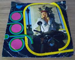 AJDA PEKKAN-SADECE KAPAK