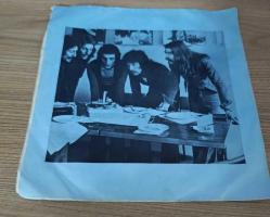 ERSEN VE KARDAŞLAR-YİNE SENİ TANIRIM-SADECE KAPAK