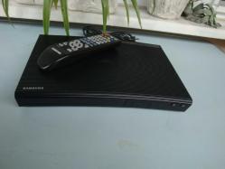 SAMSUNG BD-J5500  NETWORK 3D BLU-RAY / DVD PLAYER - 1080p FULL HD - XvidHD - DTS HD - Anynet - GÜMRÜK MALI - Made in INDONESIA