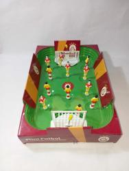Galatasaray GS mini futbol oyunu Lisanslı iyi durumda 36x25 cm top yok. yerine bir misket konup gonderilecek
