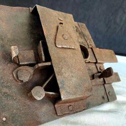 Antika Dövme Demir Dıştan Takma Büyük Boy Konak Kilidi