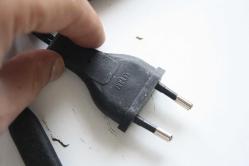 Braun TRAŞ MAKİNASI Ef-36 Güç Fişi Şarj Kablosu 2 Uçlu 7mm X 15mm  (TEKNIK MAVI KUTU