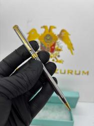 Tiffany & Co. Üçlü Yazım Seti – Zarafetin ve Prestijin Simgesi