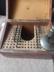 OSMANLI DÖNEMİ AHŞAP KUTUSUNDA SAATÇİ ALETİ - DEVE BOYNU