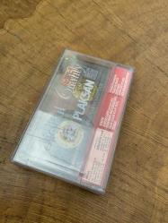 KADER - İNSAN  OLMAK KOLAY DEĞİL - KASET (JELATİNİNDE)