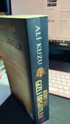 HEDEF DÜNYA EGEMENLİĞİ - KÜRESEL GİZLİ ÖRGÜTLER - ALİ KUZU - KARİYER YAYINCILIK BİRİNCİ BASKI 2015 - DİKKAT KİTAPTA ALTI ÇİZİLİ BOLCA YER VAR... HALİYLE...