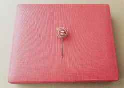 ESKİ - EGE ÜNİVERSİTESİ ROZETİ- MADALYA ( SICAK MİNELİ MODEL ) C4130