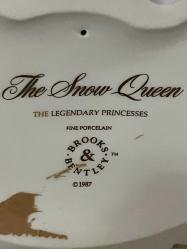 Karlar Kraliçesi biblo