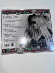 ZERRİN ÖZER VE BOYLE BIR ŞEY