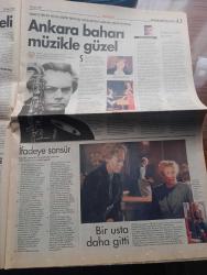 Gazete Pazar Kültür Gazetesi - Turkish Newspaper - 23 Mart 1997 - 36. yıldönümünde dünya tiyatrolar gününde insanlığın temel sorusu artık tiyatronun da temel sorusu olmak ya da olmamak - tiyatrocu Ali Sürmeli fotoğraf - Aslı Öngören  Fotoğraf - Tolga Çevik Hadi Çaman Yeditepe Oyuncularının sahnelediği küheylan'da oynuyor - 1996 Oscar adayları - portre Suna Pekuysal bir yaşam - Ali Poyrazoğlu - Cihan Ünal - Tilbe Saran - Talimhane sahnesinde çıplak ayak oyunu - Tiyatrotek Nazım Hikmet vatan haini - kaçırılmaması gereken 25 film - William Shakespeare'den Romeo Juliet - aşk meleği filmi Teşvikiye AFM'de - İstanbul yöneticisi Martin Fryer Nazi propagandasına karşı kurulan İngiliz kültürü anlattı - 11 yıldır onunlayız Coca Cola - İngiltere'nin yeni pop ihracatı Spice Girls milyonları peşine taktı fotoğraf - şarkısını bulan kadın Deniz Türkali fotoğraf - şarkıcı küçük Onur fotoğraf - kadın cinselliğine bakış - Müjde Ar ve Nur Sürer dul bir kadın filminde fotoğraf - Led Zeppelin