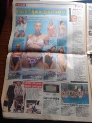 Posta Gazetesi - Turkish Newspaper - 1 Temmuz 2000 - Uzan'ların uyanıklığı - gizli af mektubu - adalet bakanı Hikmet Sami Türk Ecevit Devlet Bahçeli ve Mesut Yılmaz'a gizli birer mektup yazarak affı bir an önce çıkarmalarını istedi - işte tarihe geçecek satırlar - devletin resmi boyacısı Kayserili Mesut Çetin fotoğraf - Amerika'da tecavüzcü Türk doktoru Selim Can Alkoç aranıyor - yılın düğünü Füsun Topbaş ve Burak Bahar fotoğraf - Demet Şener'in silikonları dert oldu fotoğraf - Cem Özer Demet Sağıroğlu ve edip Araç Melih Kibar'a konuk olacaklar fotoğraf - vücut tipine göre mayo - SPK müfettişleri Çukurova elektrikten sonra Dün de Kepez'e baskın yaptı - Cumhurbaşkanı Ahmet Necdet Sezer'den polise hukuk dersi - DGM'den Ahmet Kaya'ya yeni dava - sinemada bugün - geleneksel 639. Kırkpınar güreşleri Dün düzenlenen açılış törenleri ile başladı - at yarışı rehberi - Samsunspor Ertuğrul Sağlam'ı çiçeklerle karşıladı - Fenerbahçe transferde sadece Lazetiç'i bitirebildi fotoğraf - Scala