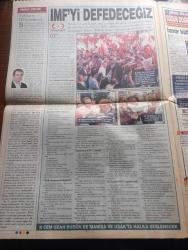 Star Gazetesi - Turkish Newspaper - 28 Ağustos 2002 - Tansu Çiller Ahlaksız Teklif'in Mesut Yılmaz'dan geldiğini söyledi - Tansu Çiller'in şahidi Sinan Aygün - Genç Parti Gelecek IMF gidecek - insan olarak Bülent Ecevit için vatandaş olarak Türkiye için üzülüyoruz başbakan son hali maalesef işte bu fotoğraflar - Kamer Genç farkı - Alman milletvekili Claudia Roth Türk esnafın ayağına gidip dert dinliyor fotoğraf - Levent Kırca olacak O kadar ile hepimizi ağlanacak halimize güldürdü - Trabzonspor'un Güney Kore'den transfer ettiği Lee Eul Yong turist taşıyor - Genelkurmay Başkanı Hüseyin Kıvrıkoğlu seçim ertelenirse kaos olur dedi - Korkut Eken'in yeniden yargılanması gündemde yazan Saygı Öztürk - at yarışı rehberi - Beşiktaşlı Ali Eren'e 2 maç ceza - İlhan Mansız ipten döndü - Fenerbahçe yönetimi Alman çalıştırıcı Lorant için kararını Bugün verecek - Ortega Galatasaray'a karşı belirsiz - Galatasaray Hakan Ünsal'a kavuştu -Fenerbahçe için dünkü Feyenoord maçı dönüm noktasıydı 2-0 kaybetti