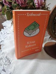 Kitap Kokusu Kırkmerak