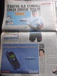 Star Gazetesi - Turkish Newspaper - 1 Eylül 1999 - tarihin en büyük yıkımı için tarihi kararlar alındı kasım'a kadar 80 bin Türk malı kutu ev bitirilecek - Fay Bu evin mutfağından içeri girdi salondan çıktı bina çökmedi kimse ölmedi fotoğraf - Başbakan Bülent Ecevit'in dün çok özel bir konuğu vardı ABD Başkanı Bill Clinton - Kenan Evren yaşıyor - Küçükçekmece gölü ikinci Haliç oluyor Fotoğrafı - eşkıya Şener Şen Cumali Uğur Yücel ile erkek erkeğe tatilde - sağlık Bakanı Osman Durmuş'un sadece 3 doktor var diyerek 7 gündür bir hasta bile yollamadığı ABD'nin yüzer Hastanesi'nde 631 yatak 6 ameliyathane ve 80 doktor bulunuyor - Barış Manço'suz 7 ay - Gölcük Yalova ve Çınarcık'ta çadır semtler Fotoğrafı - deprem bölgesinde üşüyen Rahşan Ecevit'e Bülent Ecevit kasketini verdi fotoğraf - Nezih Demirkent'e yakın takip - Kızılay çadırları kalkıyor - Avrupa Birliği ile Balayı - Dava filmi başrolde John Travolta sinemalarda - futbol federasyonu Başkanı Haluk Ulusoy yıldıramazlar dedi