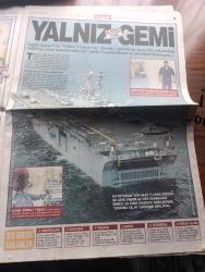 Star Gazetesi - Turkish Newspaper - 1 Eylül 1999 - tarihin en büyük yıkımı için tarihi kararlar alındı kasım'a kadar 80 bin Türk malı kutu ev bitirilecek - Fay Bu evin mutfağından içeri girdi salondan çıktı bina çökmedi kimse ölmedi fotoğraf - Başbakan Bülent Ecevit'in dün çok özel bir konuğu vardı ABD Başkanı Bill Clinton - Kenan Evren yaşıyor - Küçükçekmece gölü ikinci Haliç oluyor Fotoğrafı - eşkıya Şener Şen Cumali Uğur Yücel ile erkek erkeğe tatilde - sağlık Bakanı Osman Durmuş'un sadece 3 doktor var diyerek 7 gündür bir hasta bile yollamadığı ABD'nin yüzer Hastanesi'nde 631 yatak 6 ameliyathane ve 80 doktor bulunuyor - Barış Manço'suz 7 ay - Gölcük Yalova ve Çınarcık'ta çadır semtler Fotoğrafı - deprem bölgesinde üşüyen Rahşan Ecevit'e Bülent Ecevit kasketini verdi fotoğraf - Nezih Demirkent'e yakın takip - Kızılay çadırları kalkıyor - Avrupa Birliği ile Balayı - Dava filmi başrolde John Travolta sinemalarda - futbol federasyonu Başkanı Haluk Ulusoy yıldıramazlar dedi