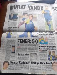 Star Gazetesi - Turkish Newspaper - 1 Eylül 1999 - tarihin en büyük yıkımı için tarihi kararlar alındı kasım'a kadar 80 bin Türk malı kutu ev bitirilecek - Fay Bu evin mutfağından içeri girdi salondan çıktı bina çökmedi kimse ölmedi fotoğraf - Başbakan Bülent Ecevit'in dün çok özel bir konuğu vardı ABD Başkanı Bill Clinton - Kenan Evren yaşıyor - Küçükçekmece gölü ikinci Haliç oluyor Fotoğrafı - eşkıya Şener Şen Cumali Uğur Yücel ile erkek erkeğe tatilde - sağlık Bakanı Osman Durmuş'un sadece 3 doktor var diyerek 7 gündür bir hasta bile yollamadığı ABD'nin yüzer Hastanesi'nde 631 yatak 6 ameliyathane ve 80 doktor bulunuyor - Barış Manço'suz 7 ay - Gölcük Yalova ve Çınarcık'ta çadır semtler Fotoğrafı - deprem bölgesinde üşüyen Rahşan Ecevit'e Bülent Ecevit kasketini verdi fotoğraf - Nezih Demirkent'e yakın takip - Kızılay çadırları kalkıyor - Avrupa Birliği ile Balayı - Dava filmi başrolde John Travolta sinemalarda - futbol federasyonu Başkanı Haluk Ulusoy yıldıramazlar dedi