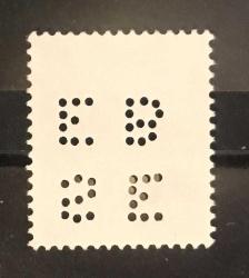 İNGİLTERE KRALİÇE PULU DAMGALI PERFİN M6D