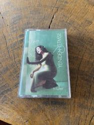 NİLÜFER - YENİDEN YETMİŞE - KASET
