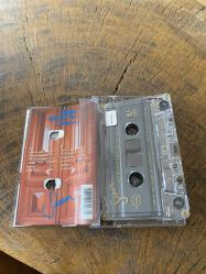 SEZEN AKSU - ŞARKI SÖYLEMEK LAZIM - KASET