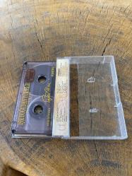 SEZEN AKSU - IŞIK DOĞUDAN YÜKSELİR - KASET