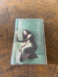 NİLÜFER - YENİDEN YETMİŞE - KASET