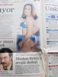 Posta Maxi Gazetesi - Turkish Newspaper - 8 Eylül 1997 - Tarık Akan'dan kadınlara destek - güzel şarkıcı Seren Serengil ünlü moda firması Vepa'nın yakışıklı veliahtlarından Tuncer Öztarhan ile aşk yaşıyor Fotoğrafı - Seda Sayan öfkesinin bedelini ağır ödedi Fotoğrafı - manken Demet Yoruç sürekli kilo kaybediyor - Nadide Sultan Binnaz Avcı'nın eski aşkı Tuncay Kıratlı'yı kaptı Fotoğrafı - Eylem Çeliker balerin yetiştirecek Fotoğrafı - voleybolcu manken Eylem Şenkal'a sevgili desteği Fotoğrafı - Bir Demet tiyatro dizisine ATV ve Show TV transfer teklifi yaptı fotoğraf - burç falınız - arka sokaklar yazan Uğur Banoğlu çizen Cemal Dündar - Aytaç Arman kötü adam olmaya devam edecek fotoğraf - genç şarkıcı Ekin sevgili arıyor - televizyon programı - gece filmleri - İnce İnce Yasemince -  Demet Akalın fotoğraf - Sibel Can fotoğraf - Tuğba Özay fotoğraf - Ajlan Büyükburç fotoğraf - Nurseli İdiz Fotoğrafı - Alttan ittirilmiş sütyenler sayesinde dik duran göğüsler - Sibel Tüzün fotoğraf