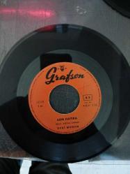 ZEKİ MÜREN AŞKIN SIRRI BİLİNMEZ / SON HATIRA 45 LİK PLAK