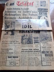 Ege Telgraf Gazetesi - Turkish Newspaper - 15 Ocak 1966 - Dışişleri bakanlığı tarafından Johnson ve İsmet İnönü'nün mektupları bu sabah resmen açıklandı - ABD Başkanı Johnson'un mektubu - İsmet İnönü'nün mektubu - canlı bir maskot 12 kilo ağırlığındaki bir merkep Fotoğrafı - İzmir'den kalktıktan sonra düşen Amerikan uçağında ölen yolcuların adları belli oldu - avukat Ethem Tüfekçioğlu 2. Noter oldu - Gandi'nin Eşi İndira Gandi Hindistan Başbakanı oluyor - Gönül Yazar ben bir taş bebeğim - Ankara İstanbul İzmir Radyosu programı - rüya tabirleri - burç falınız - Ramazan köşesi din uluları - sinema programı - Jean Fernandez adasından birine Robenson adı verildi - at yarışları perşembe ve pazar programı - Avustralya'da striptiz  artistlerinin protestosu - 2 renktaş Beşiktaş ve Altay mithatpaşa'da karşılaşıyor - Spor Toto turnuvası - İstanbulspor Şekerspor maçı - Modacı Pat Direll yeni göz makyajı modası Fotoğrafı - 22 şubatçılar orduya dönüyor - Melek Sile ilaç fabrikası deposu yandı